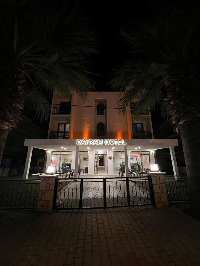 Bayram Hotel Çeşme エクステリア 写真